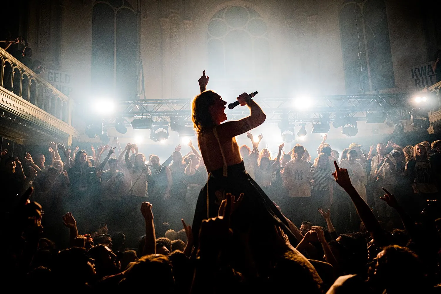 Hang Youth in Paradiso, 2021